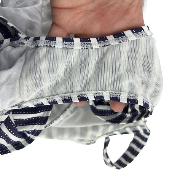 Nip Tuck Swim One Piece Bathing Suit Navy White Stripe Slimming Womens 8 - Picture 4 of 7